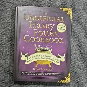 The Unofficial Harry Potter Cookbook - Purple Cover